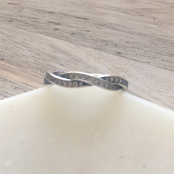 Pandora Sparkle Twist Ring - Size 7 - Picture 1 of 2